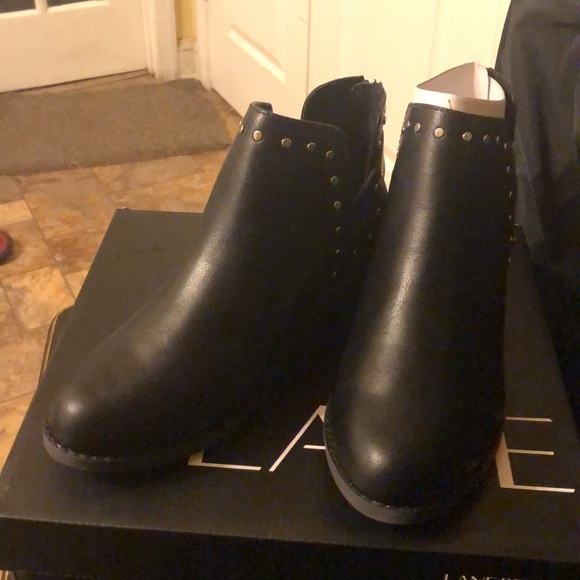 Lane Bryant dream cloud blk embossed cut out booti - Picture 5 of 7